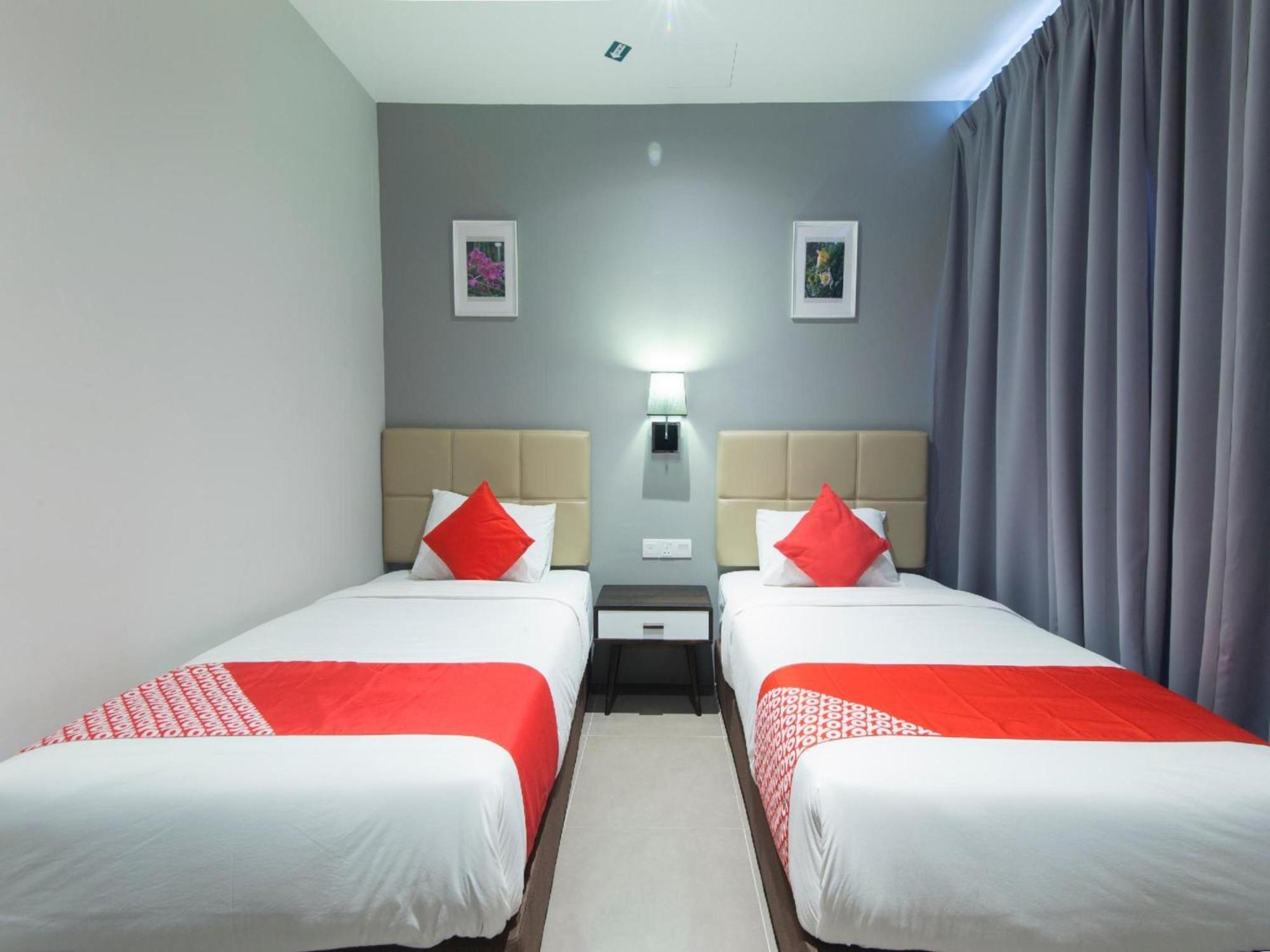 Yootel Boutique Hotel Каджанг Екстер'єр фото