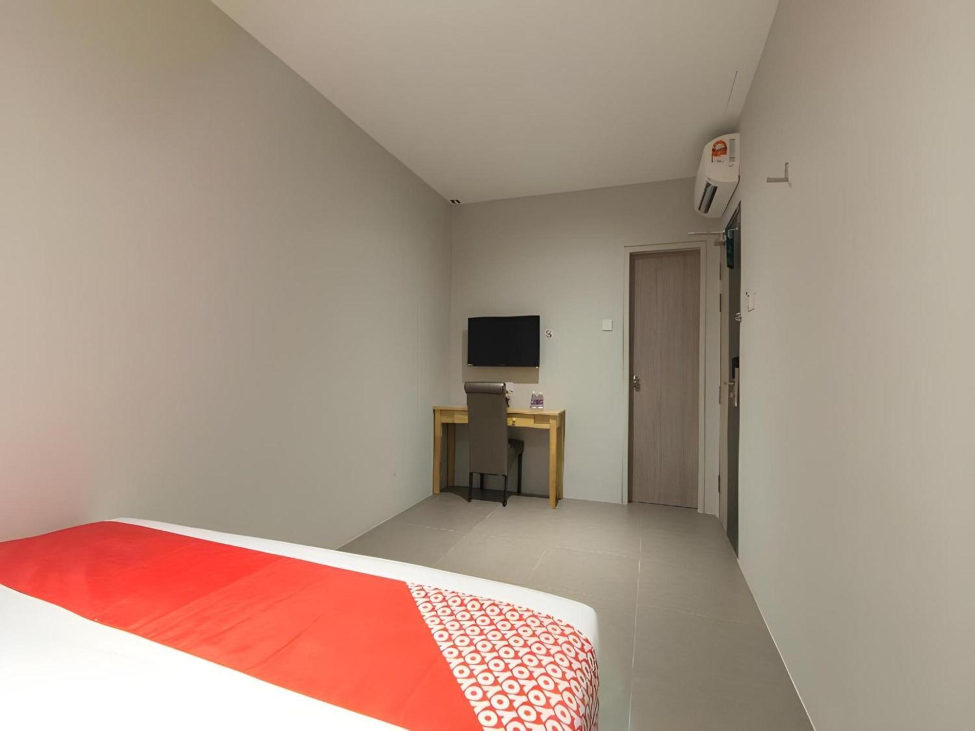Yootel Boutique Hotel Каджанг Екстер'єр фото