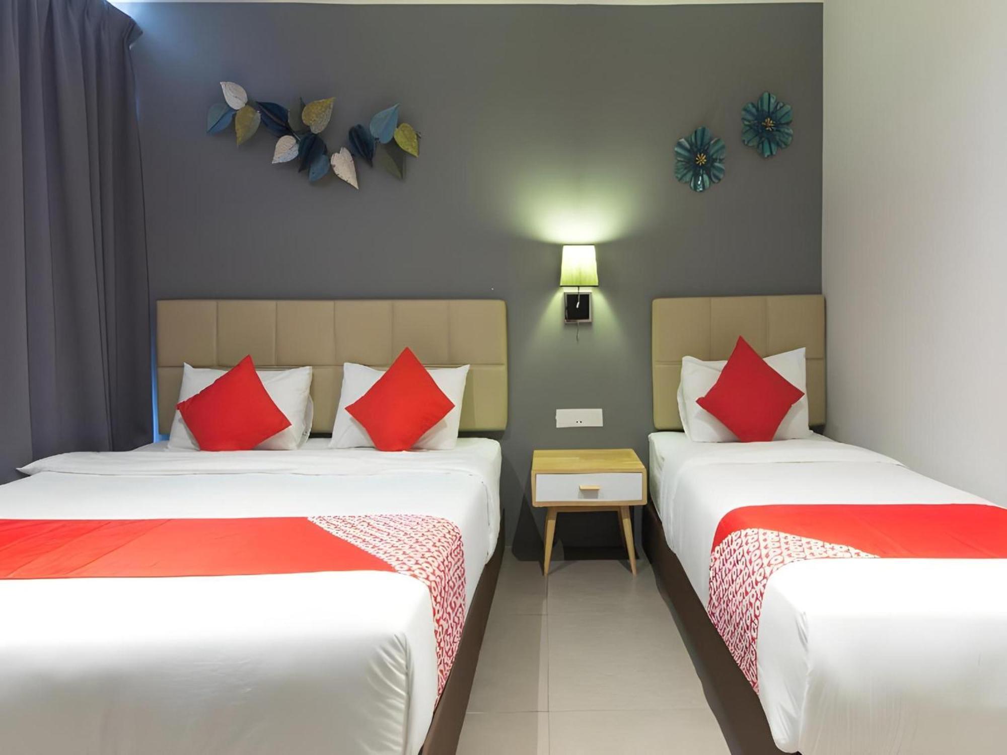 Yootel Boutique Hotel Каджанг Екстер'єр фото