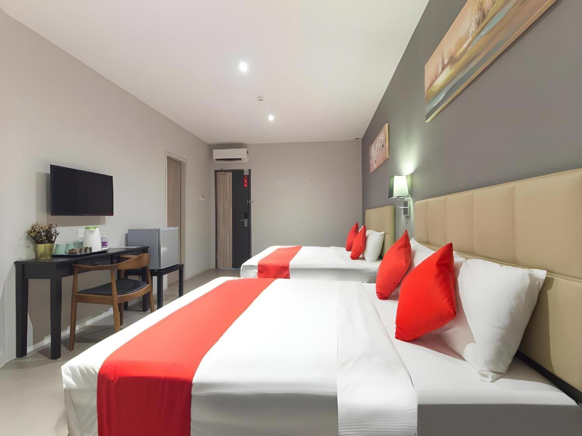 Yootel Boutique Hotel Каджанг Екстер'єр фото