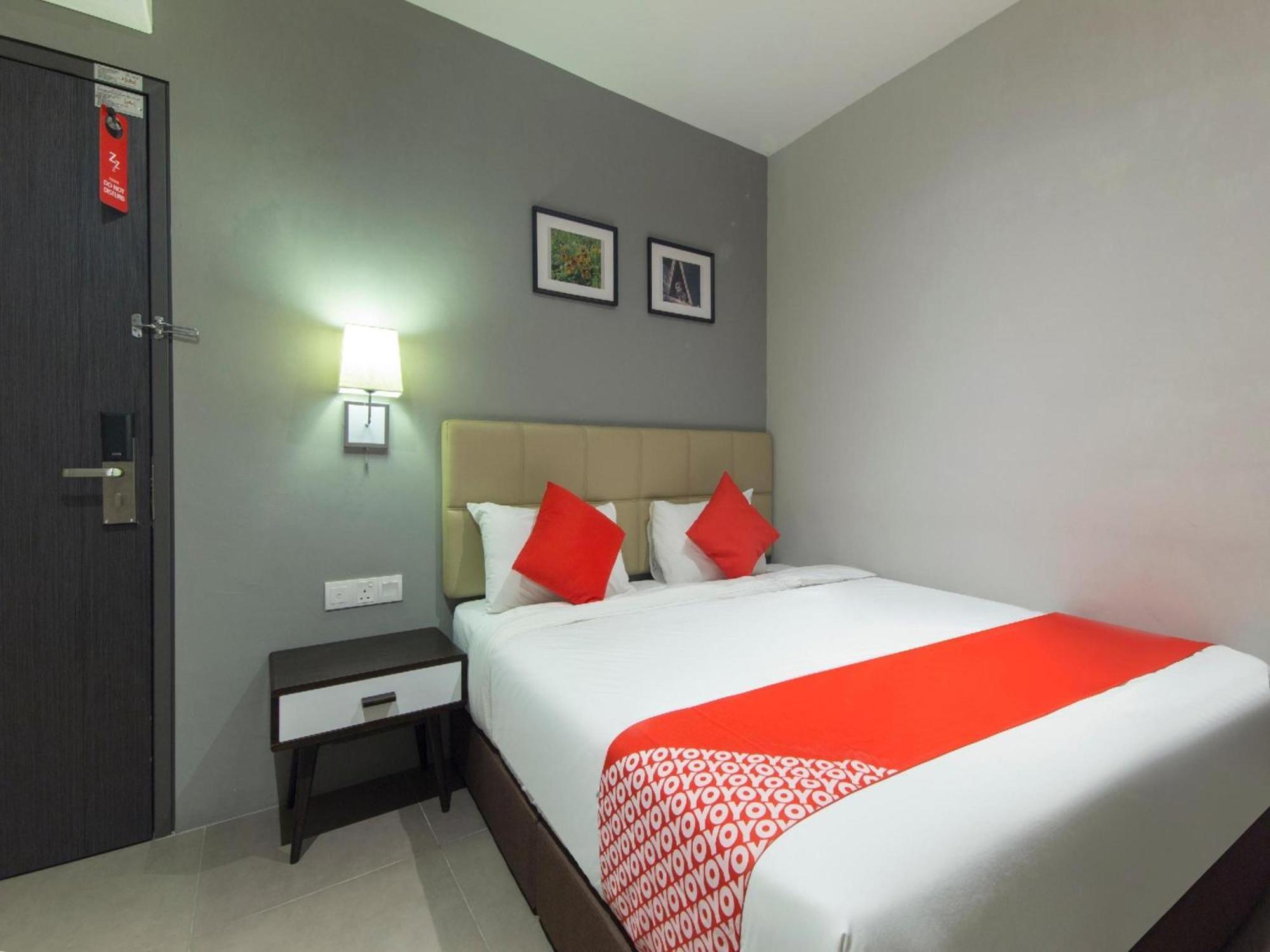 Yootel Boutique Hotel Каджанг Екстер'єр фото
