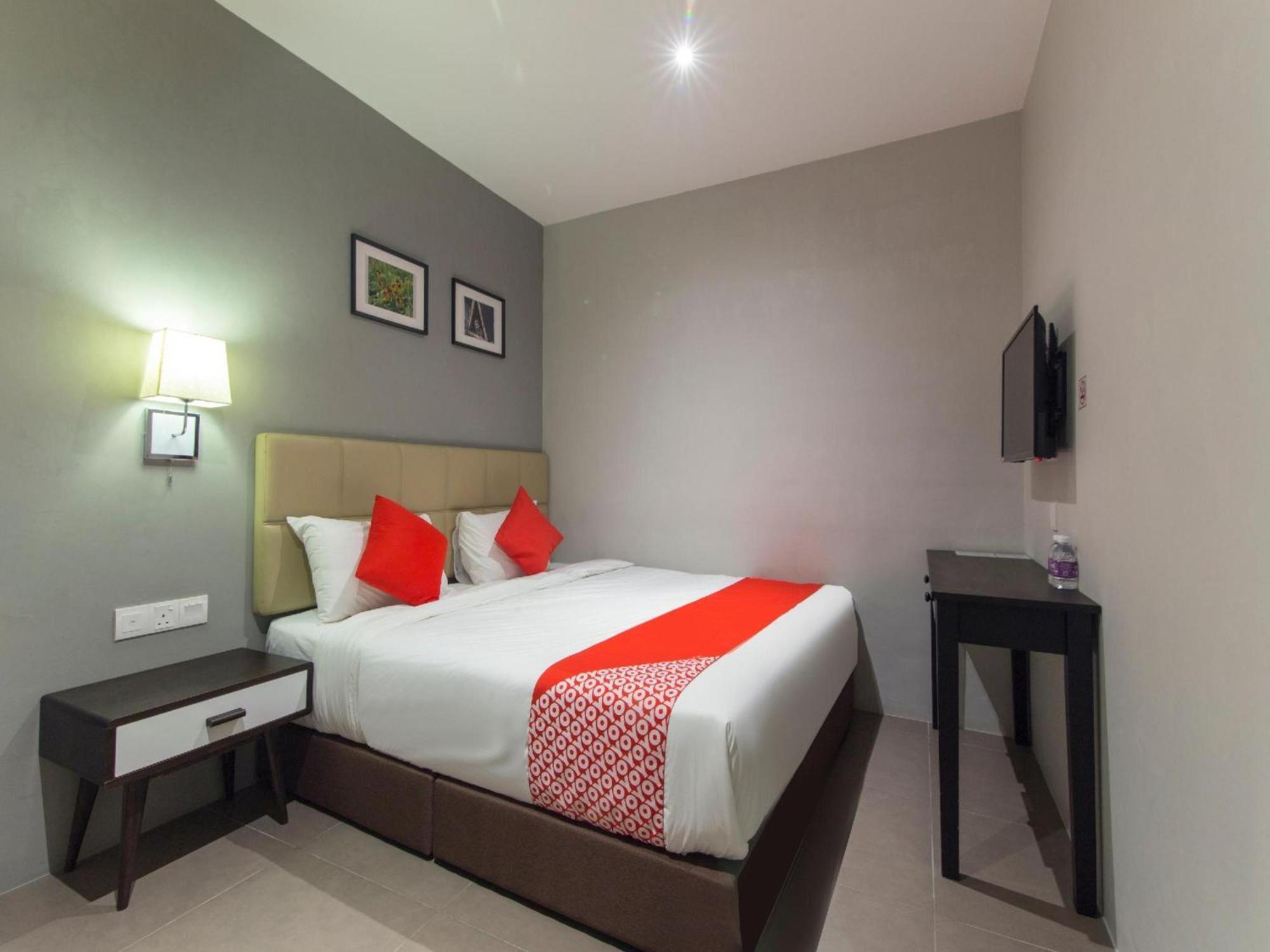 Yootel Boutique Hotel Каджанг Екстер'єр фото
