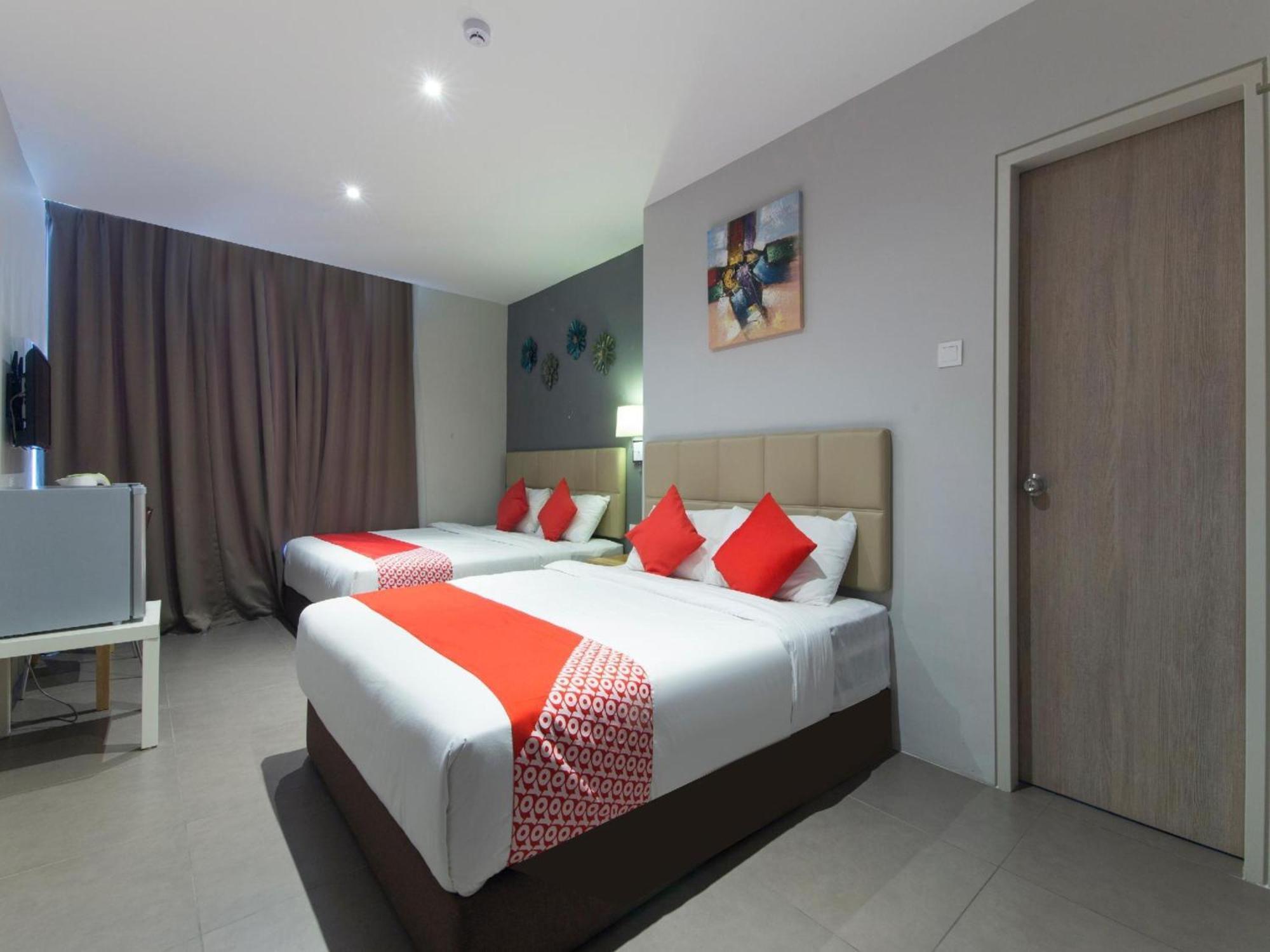 Yootel Boutique Hotel Каджанг Екстер'єр фото